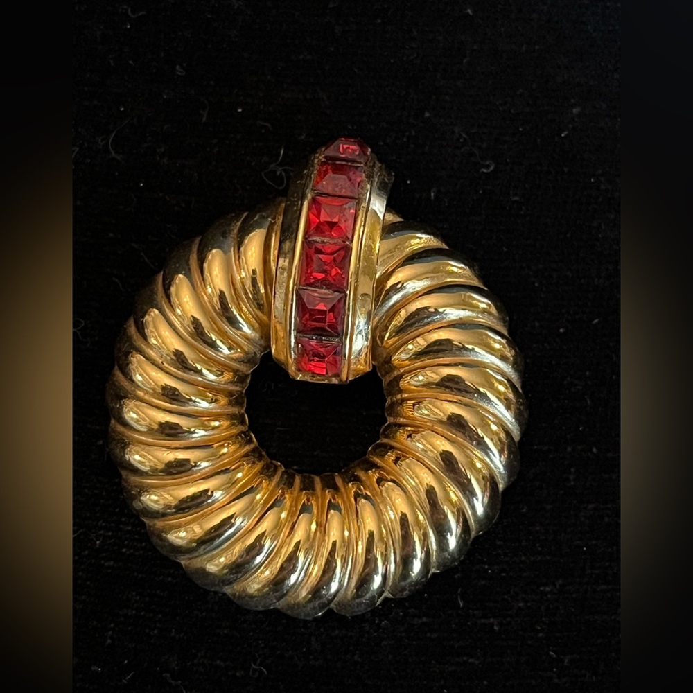 Vintage Gold Coro Brooch Red Rhinestones